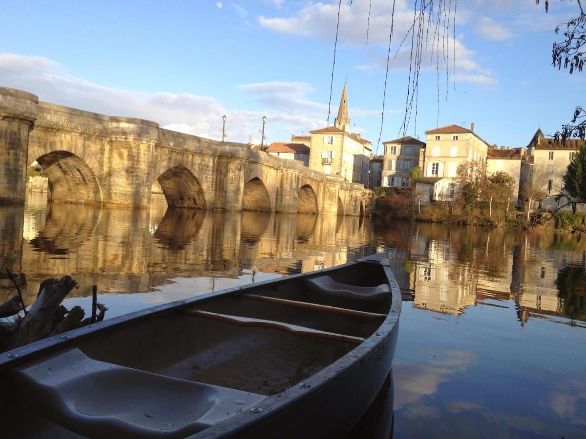 Pont Vieux Chambres D'Hotes Confolens Dış mekan fotoğraf